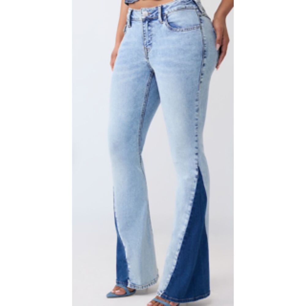 True Religion Joey Two Tone Jeans Size 27 NWT Flare Twisted Seam Flap Pockets